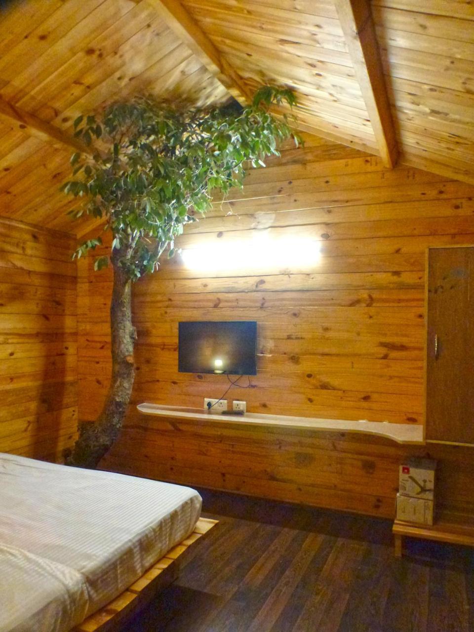 Treehouse Resort Mukteshwar Buitenkant foto